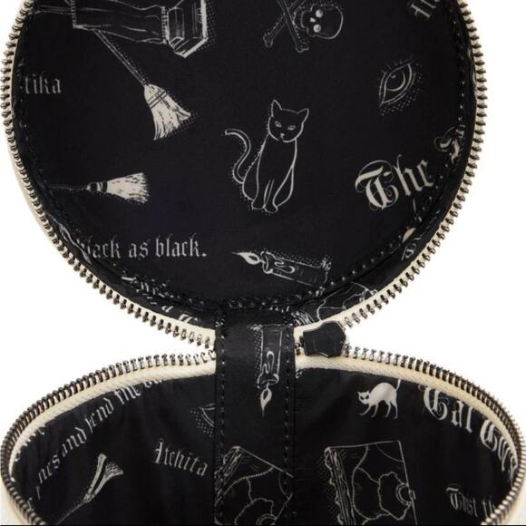 NWT! Loungefly Disney Hocus Pocus Black Flame Candle Crossbody & Wallet Set - Picture 6 of 10